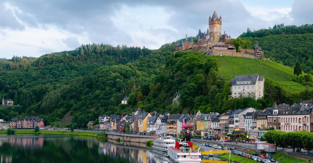 Dusseldorf Trip To Cochem Castle And Geierlay Bridge 